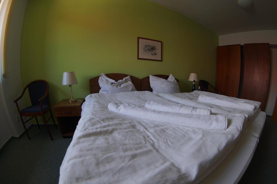 Hotel U Andela Michaela Javorná Esterno foto